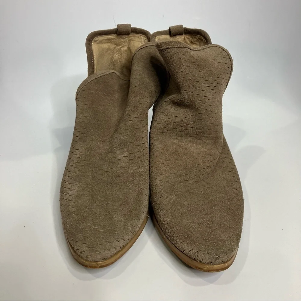 Lucky Brand suede Loria‎ ankle boots tan size 9